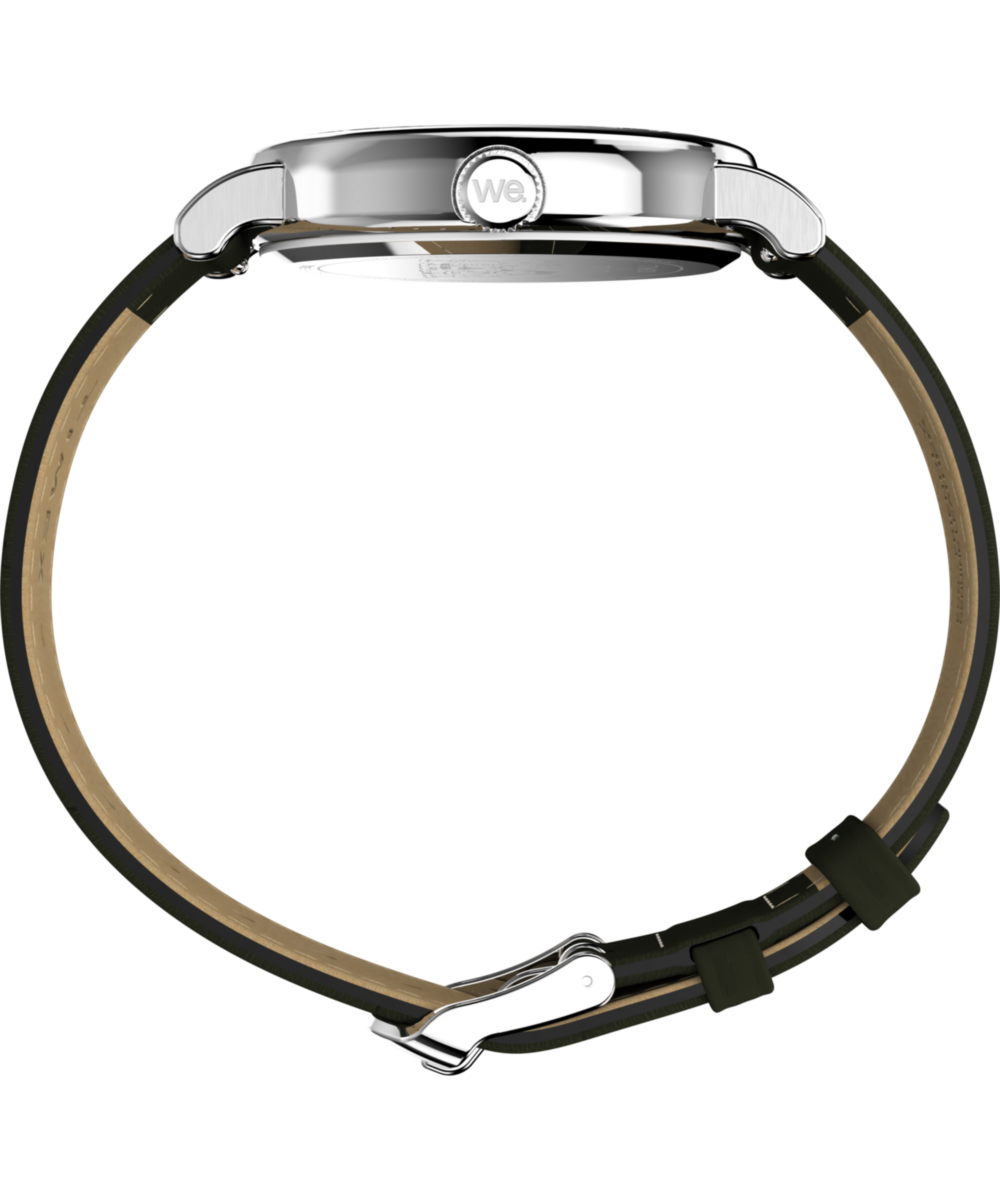 Peanuts® x Timex Weekender Holiday Dial 40mm Leather Strap Watch