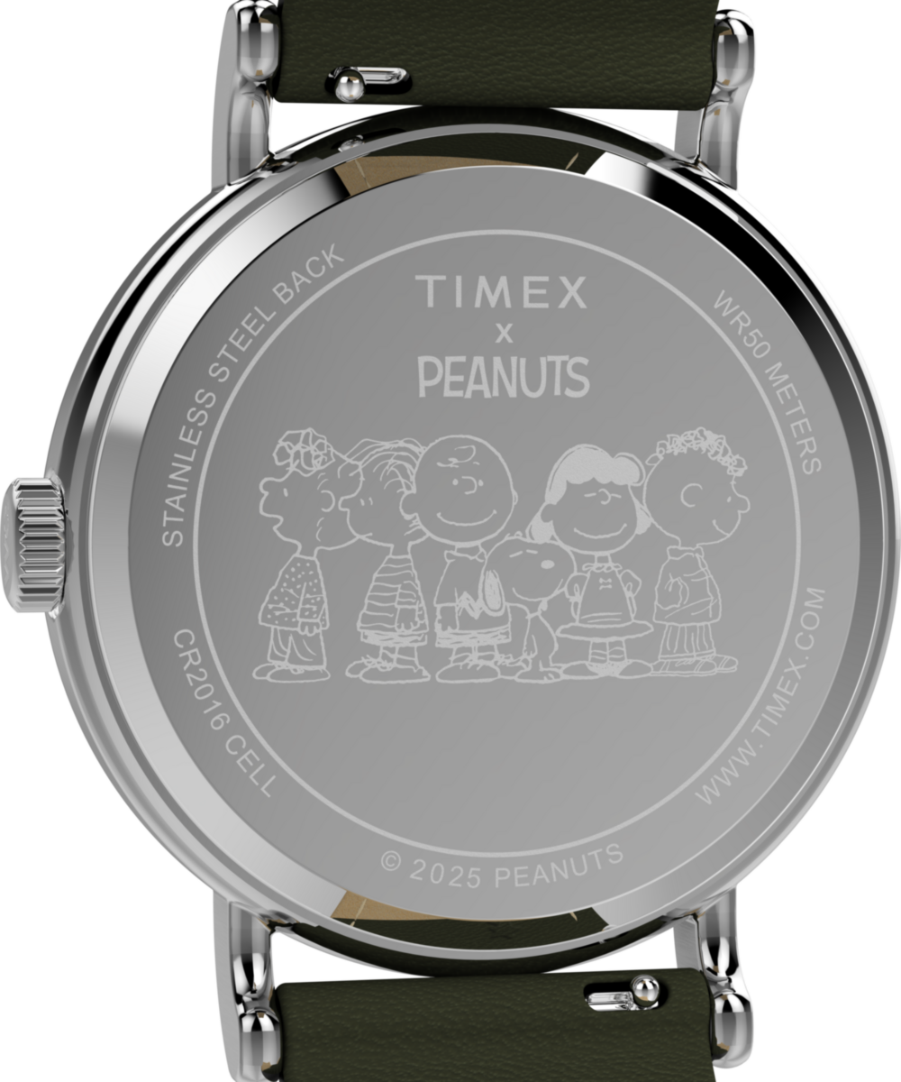 Peanuts® x Timex Weekender Holiday Dial 40mm Leather Strap Watch